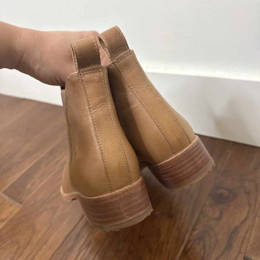 Nisolo Eva Everyday Leather Chelsea Boot Pull On Almond Tan Luxury Women's 7.5